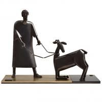 Скульптура "Человек с козой"