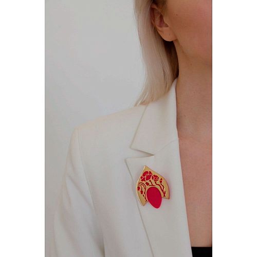 Брошь "Голубушка Цветана" в красном OXIOMA / ОКСИОМА