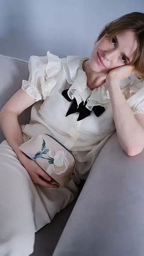 Косметичка "Белая роза" бежевая MASHU POUCH