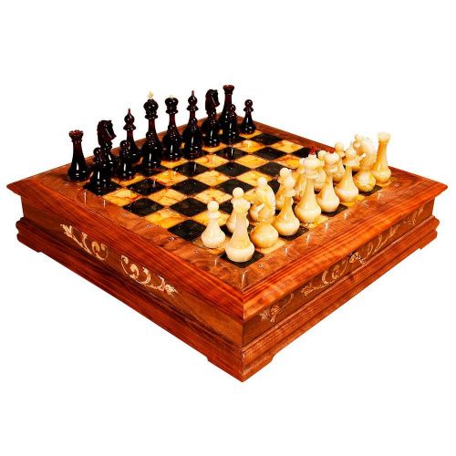 Шахматный ларец из янтаря BALTAMBER