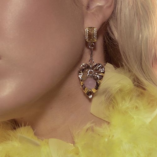 Серьги - лепестки позолоченные с натуральными камнями ANNA SKOROKHODOVA ACCESSORIZE / АННА СКОРОХОДОВА. АКСЕССУАРЫ