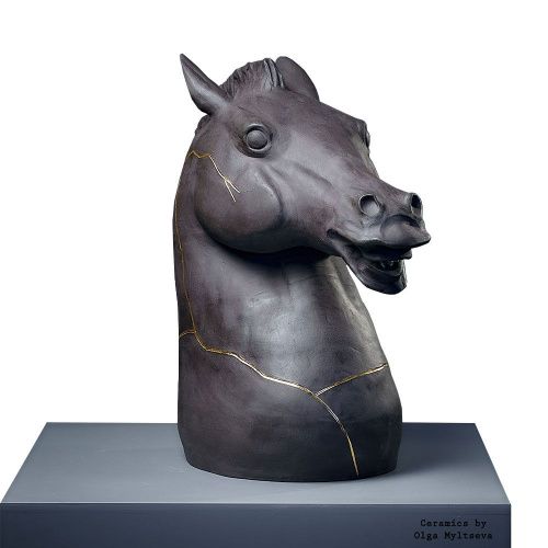 Скульптура "Черный конь" OLGA MYLTSEVA