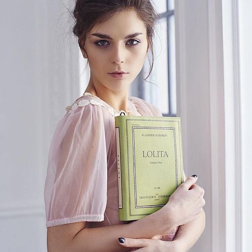Клатч - книга "Lolita / Лолита" GOLUBKA / ГОЛУБКА