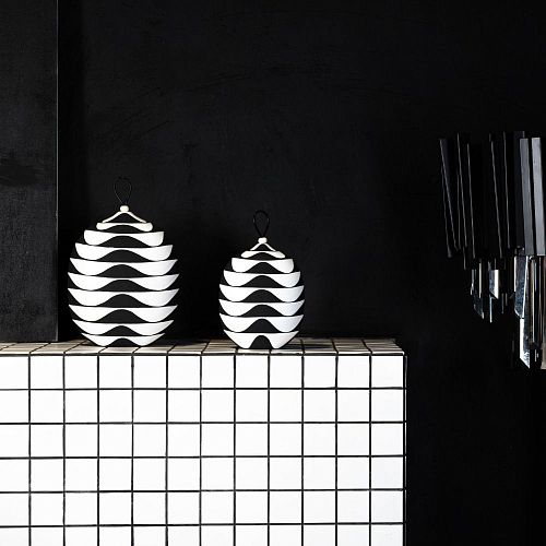 Интерьерная ваза с крышкой "Волны" 17 см ST.CERAMICS / СТ.КЕРАМИКА