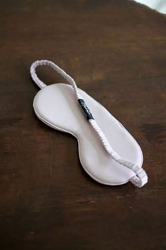 Маска для сна "Белая роза" MASHU POUCH