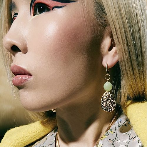 Серьги праздничные позолоченные с нефритом ANNA SKOROKHODOVA ACCESSORIZE / АННА СКОРОХОДОВА. АКСЕССУАРЫ