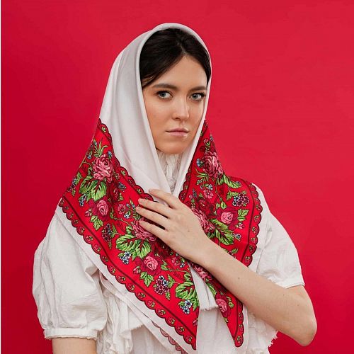 Платок "Olen'ka / Оленька" белый фон, шелк RUSSKAYA SKAZKA / РУССКАЯ СКАЗКА