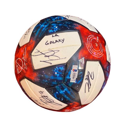 Мяч 2019 LA Galaxy, использованный в игровом сезоне MLS, с автографами STARGIFT