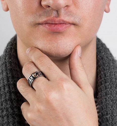 Мужское кольцо рыбака "Nowomannocry" THING JEWELRY